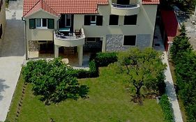 Seaside Apartments Laurus Murter